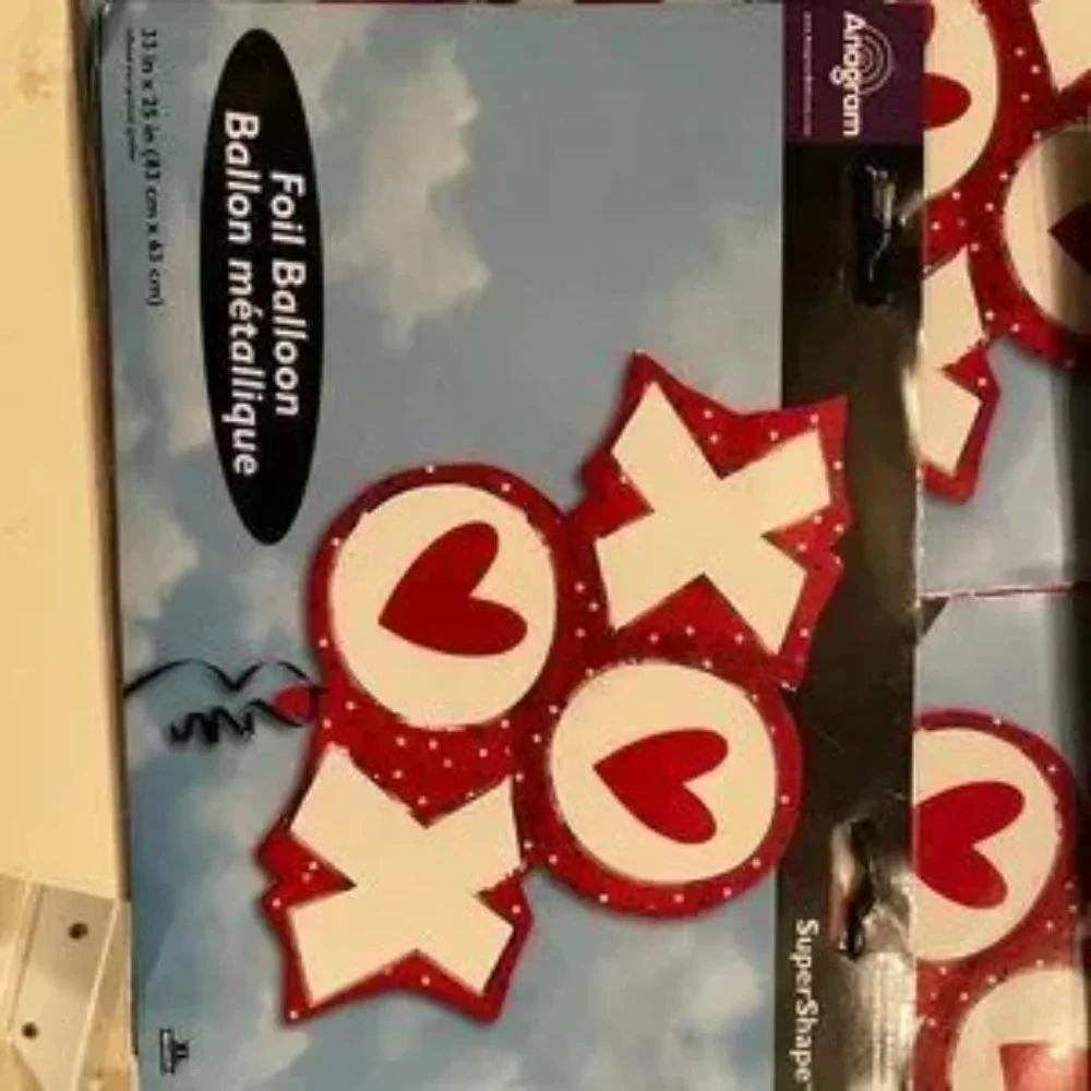 Valentine’s Day‎ Mylar Balloon Set of 6 X-Large Emoji and XOXO (New)